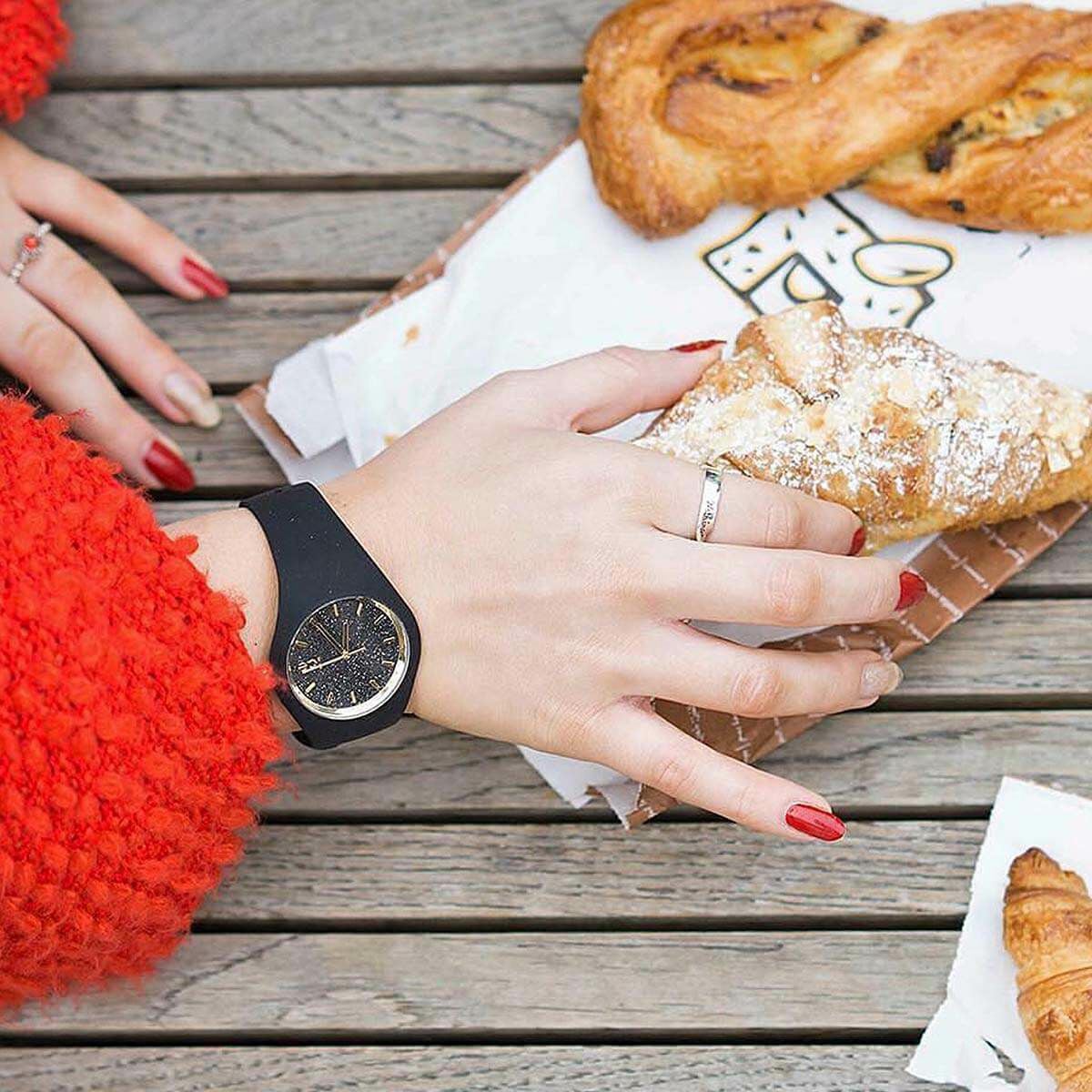 ICE glitter - ブラック - スモール | アイスウォッチ公式オンラインストア