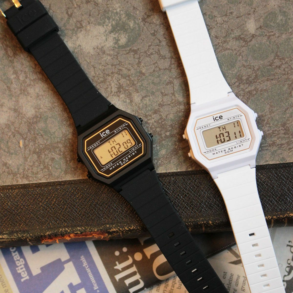 ICE digit retro - ホワイト - スモール