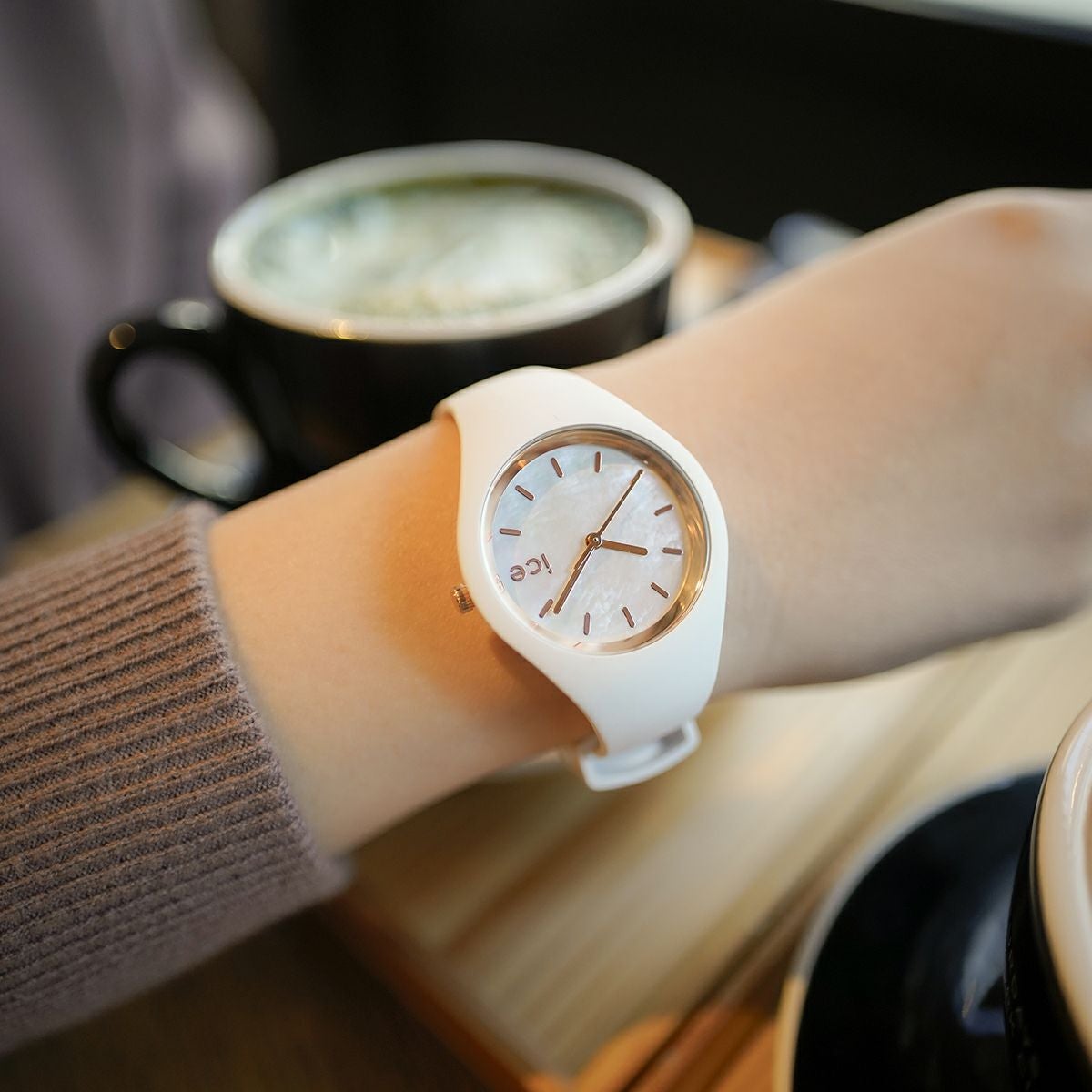 ICE WATCH アイスウォッチ レディース腕時計 クオーツ ICE PEARL アイスパール シェル文字盤  016935 ICE WATCH アイスウォッチ レディース腕時計 クオーツ ICE PEARL